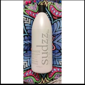 Sudzz cashmere shampoo 33.8 oz